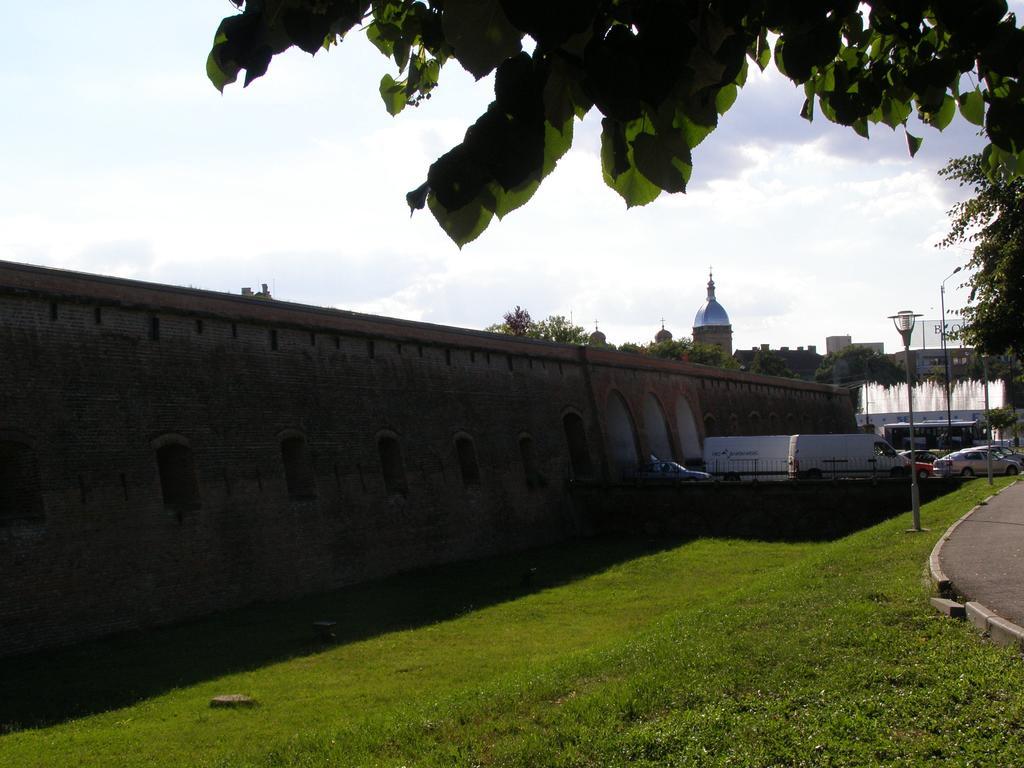 B Apartments - Apartment Bastion Timisoara Bilik gambar